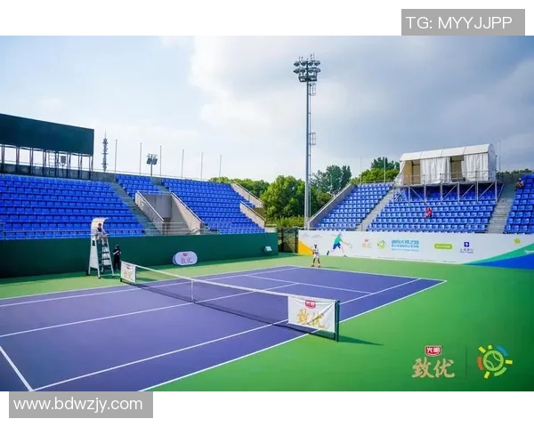 重庆网球队的中路突破之路：深度解析与战术探讨