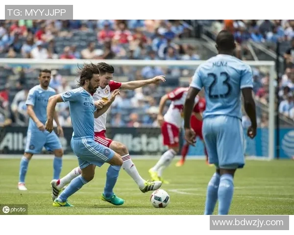 休斯敦迪纳摩与纽约红牛比赛结果分析及精彩瞬间回顾