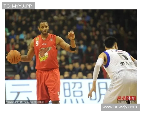 CBA焦点对决辽宁队迎战青岛麦迪展现篮球魅力