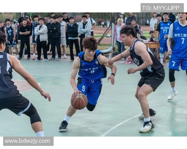 男篮精彩对决加拿大全场录播回顾与精彩瞬间分析