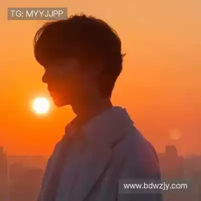 贺栩献